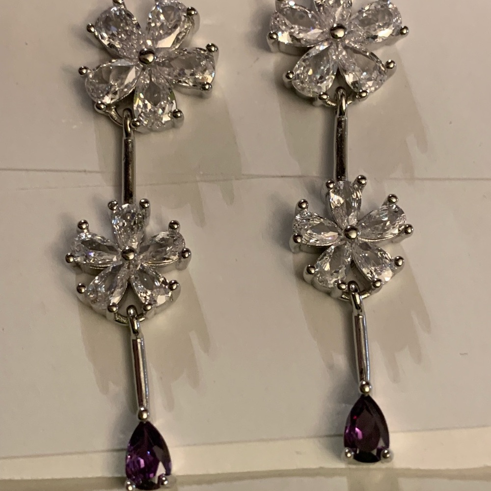 Earrings Sterling Silver 925 stud with White and green Zirconia Stones jewelry